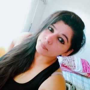 Meet your Posher, Claudia